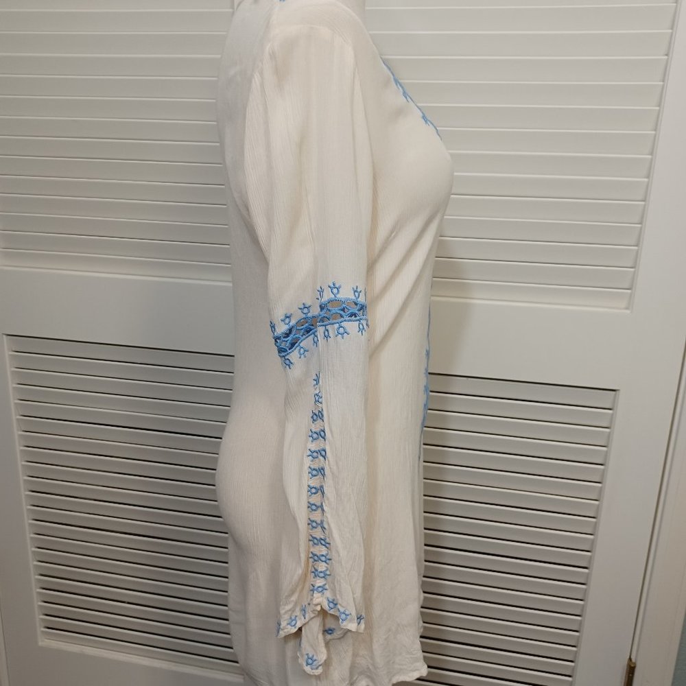 Lush Embroidered Boho V Neck Peasant Tunic - Picture 8 of 9